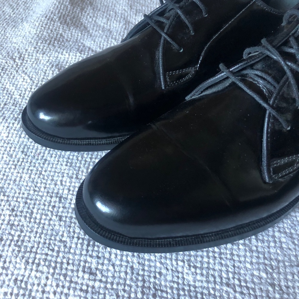 Prada Black Leather Women's Oxfords - Picture 8 of 10